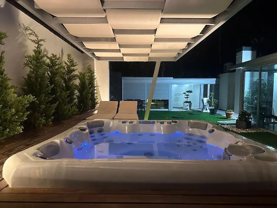 Ferienwohnung Penthouse Com Jacuzzi Coimbra